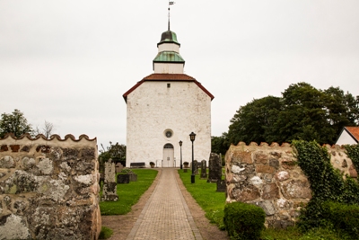 Kyrka