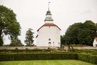 Kyrka